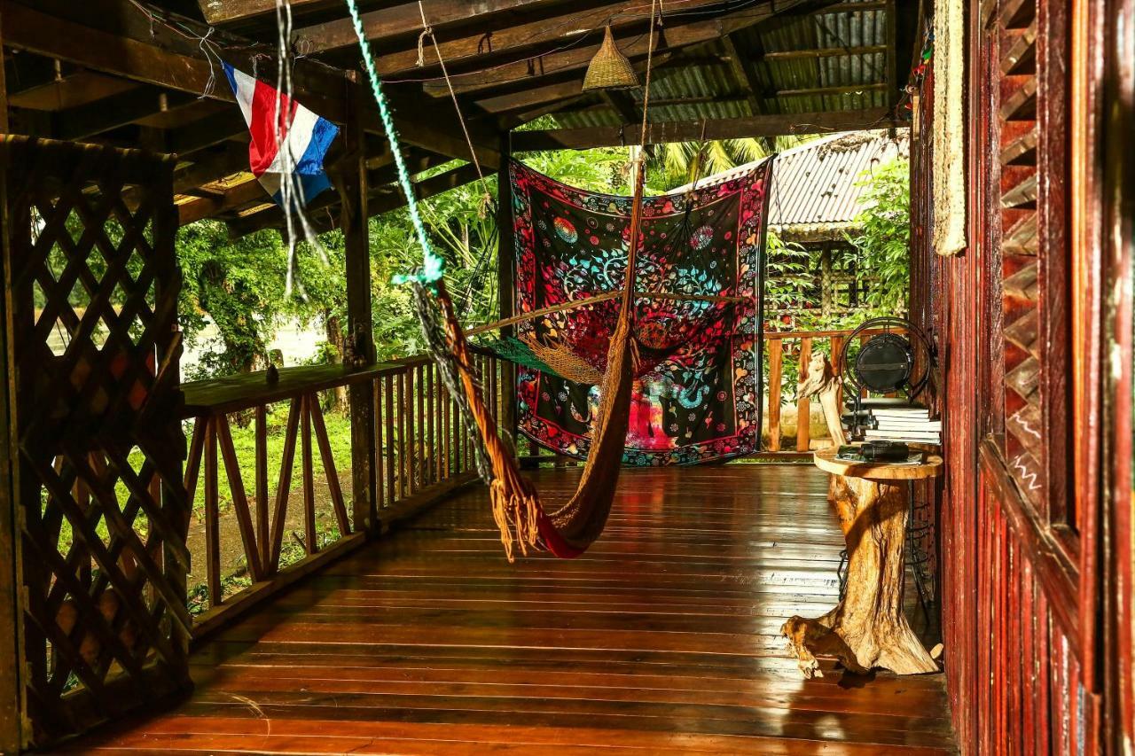 Tapir Lodge Santa Rita  Екстериор снимка