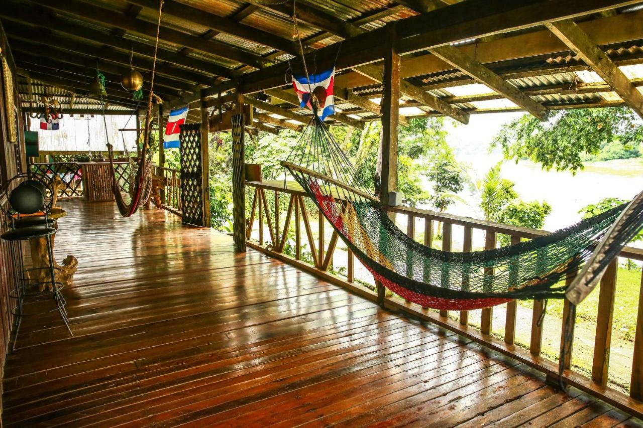 Tapir Lodge Santa Rita  Екстериор снимка