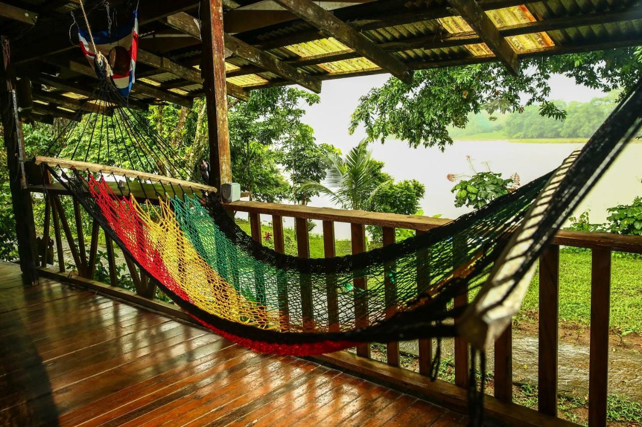 Tapir Lodge Santa Rita  Екстериор снимка